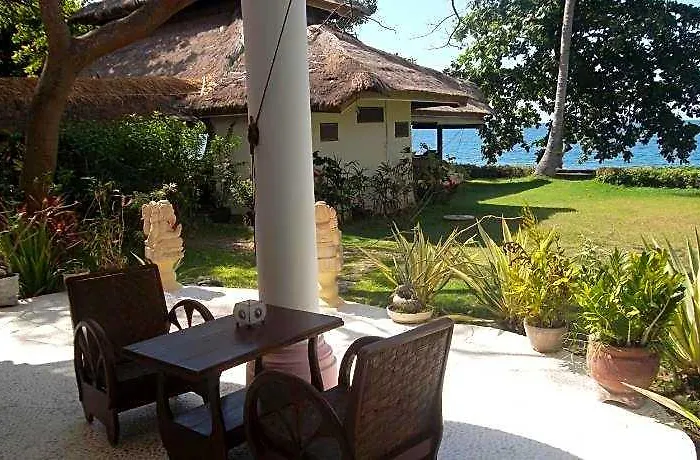 Gaia Oasis Hotel