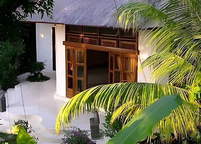Gaia Oasis Hotel